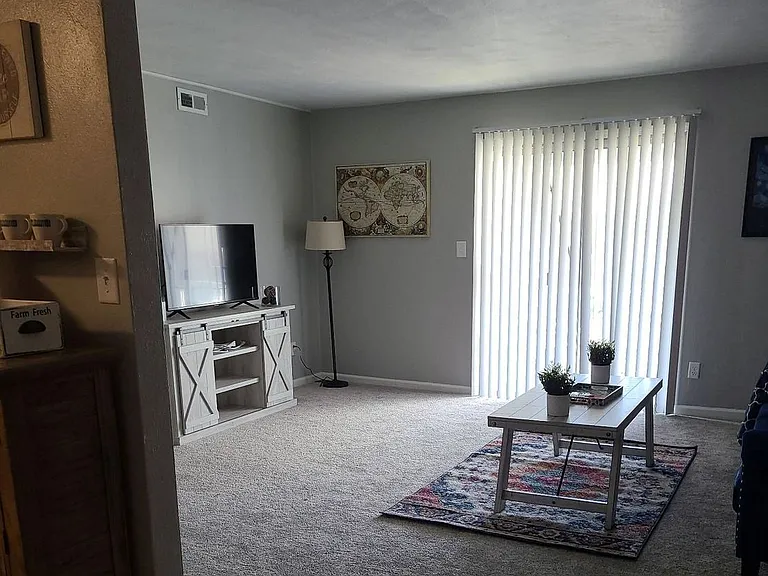 Prime at Uptown Apartments and Townhomes — Photo 6