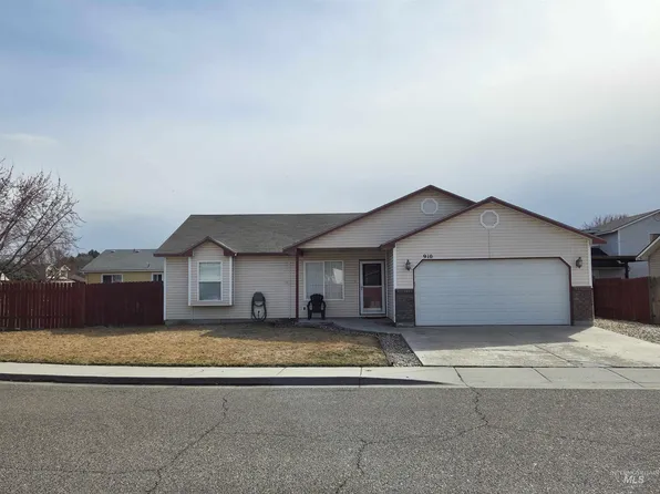 910 Golden Ave, Fruitland, ID 83619