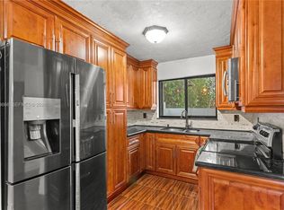 5065 NW 195th Ln, Miami Gardens, FL 33055