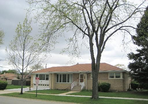 1st image of 7550 N Nordica Ave