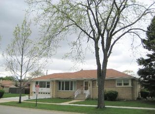7550 N Nordica Ave, Niles, IL 60714