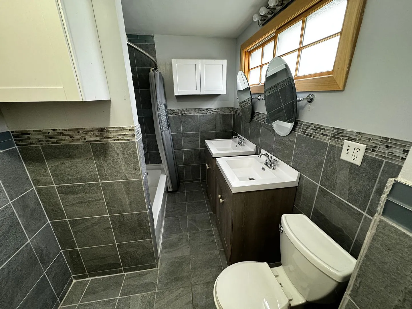 Charming 2 Bed, 1 Bath Apartment in the Heart of Canton — Photo 1