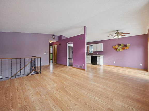 4th image of 1355 Granite Ln N