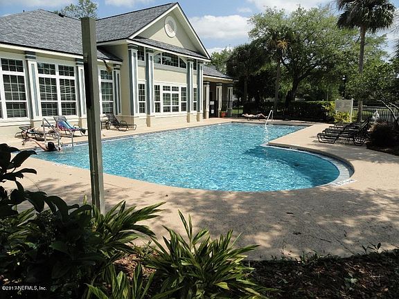 2nd image of 13700 Richmond Park Dr N APT 802