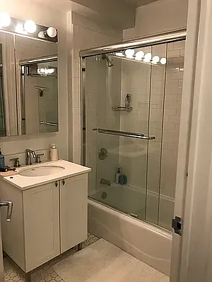 Rented by Oxford Property Group | media 12