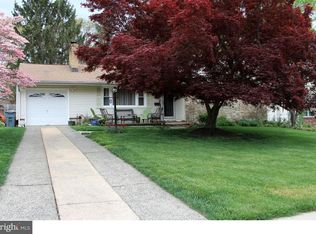 8 White Oak Way, Ewing, NJ 08618