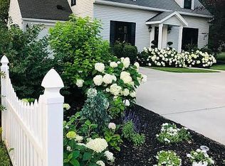 2625 Burton St SE, Grand Rapids, MI 49546