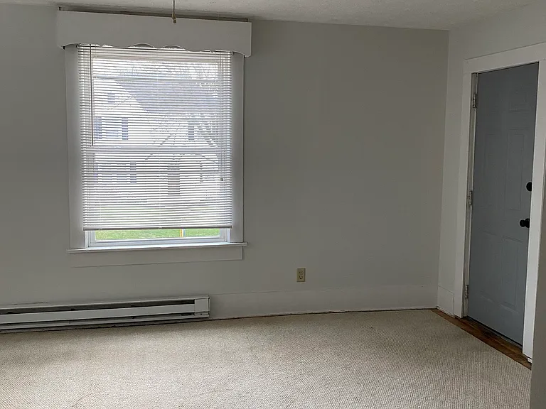 1001 E Main St #3 — Photo 10