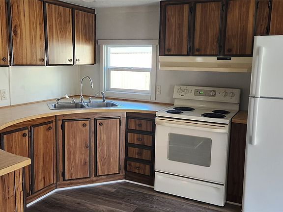 4th image of 6206 188th Street NE #11