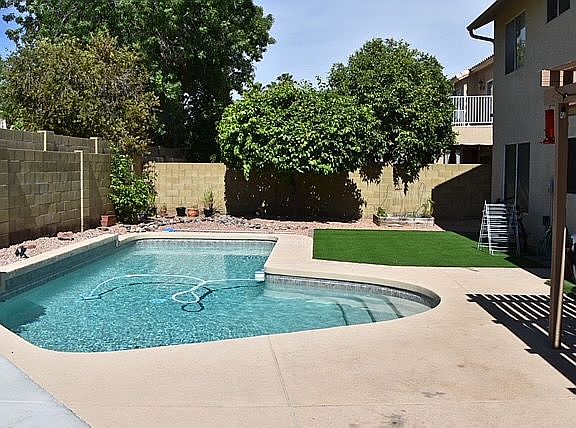 3rd image of 3508 E Morrow Dr