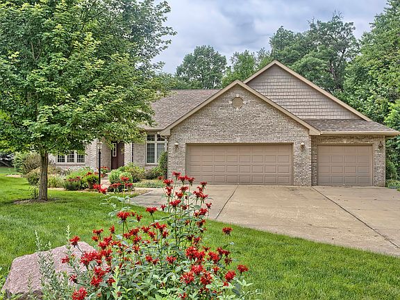 2nd image of 1503 Woodfield Dr