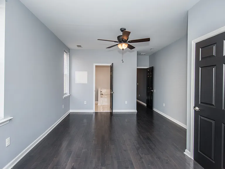 2316 E Lehigh Ave — Photo 29