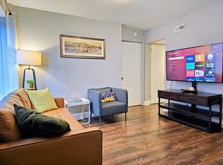 220 W 22nd Pl APT 14, Chicago, IL 60616