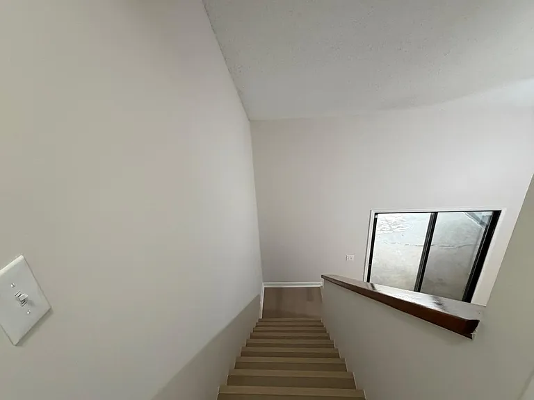 5557 Greatpine Ln S — Photo 14