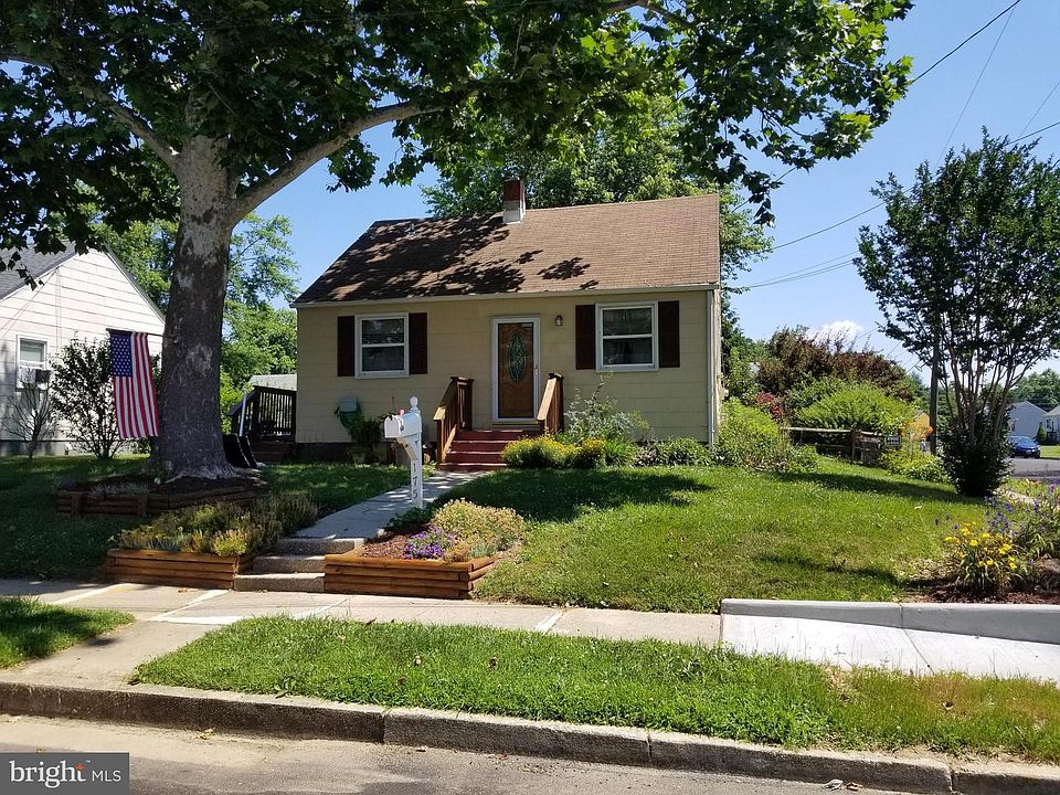 2nd image of 175 Allendale Ave