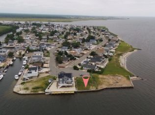 1827 Binnacle Rd, Forked River, NJ 08731