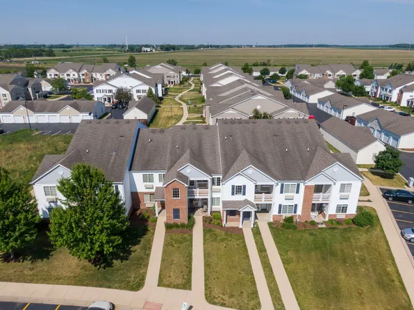 136 Bertram Dr Unit O, Yorkville, IL 60560
