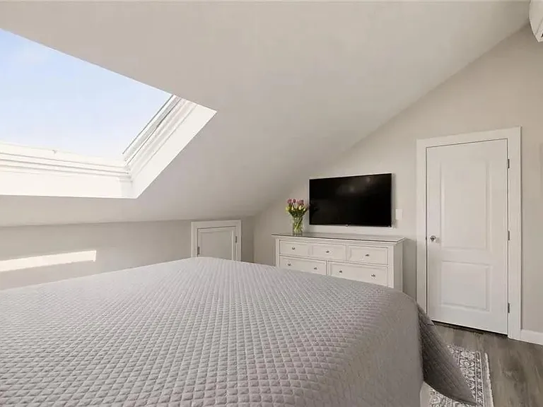 419 Broadway St #5 — Photo 17
