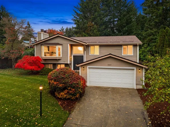 5207 66th Avenue Ct W, University Place, WA 98467