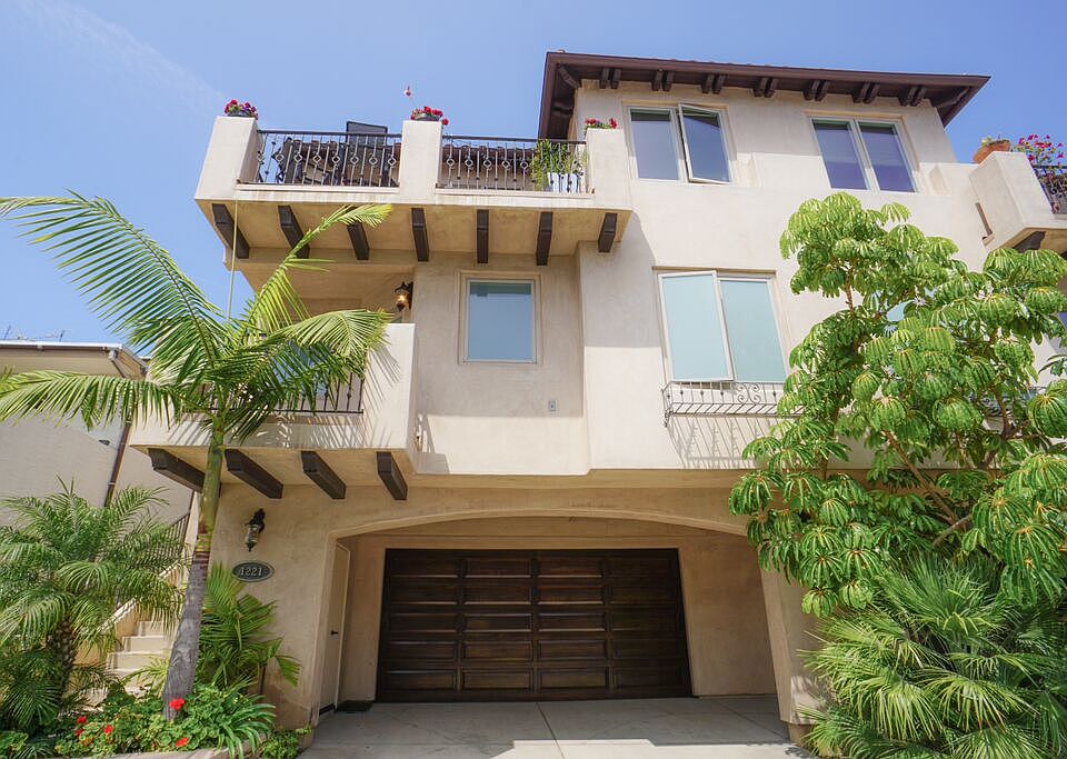 1221 Loma Drive