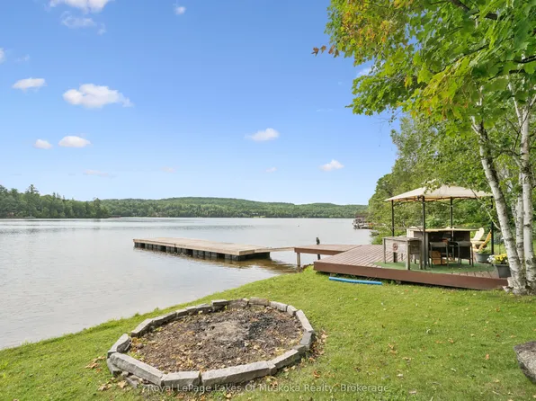 1082 Kawagama Lake Rd, Algonquin Highlands, ON P0A 1E0