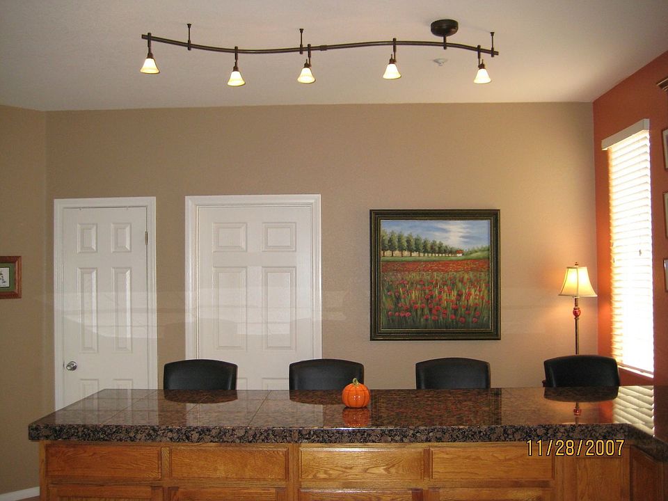 Kitchen Bar