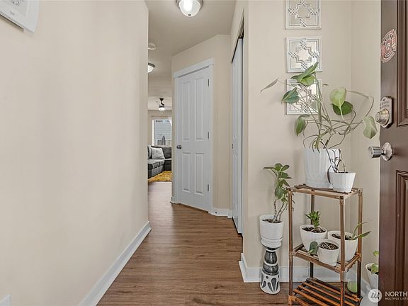 3rd image of 6126 86th Avenue NE
