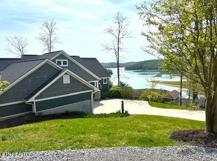148 Smokeys Point, La Follette, TN 37766