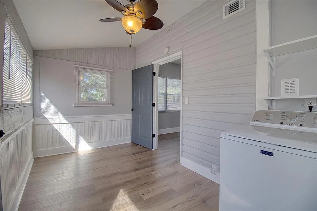 4 bed, 2.0 bath, 1518 sqft, $2,500 — Photo 4