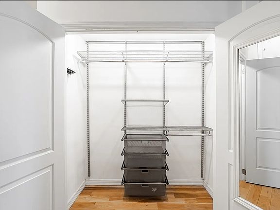 4th image of 415 E 82nd St APT 5B