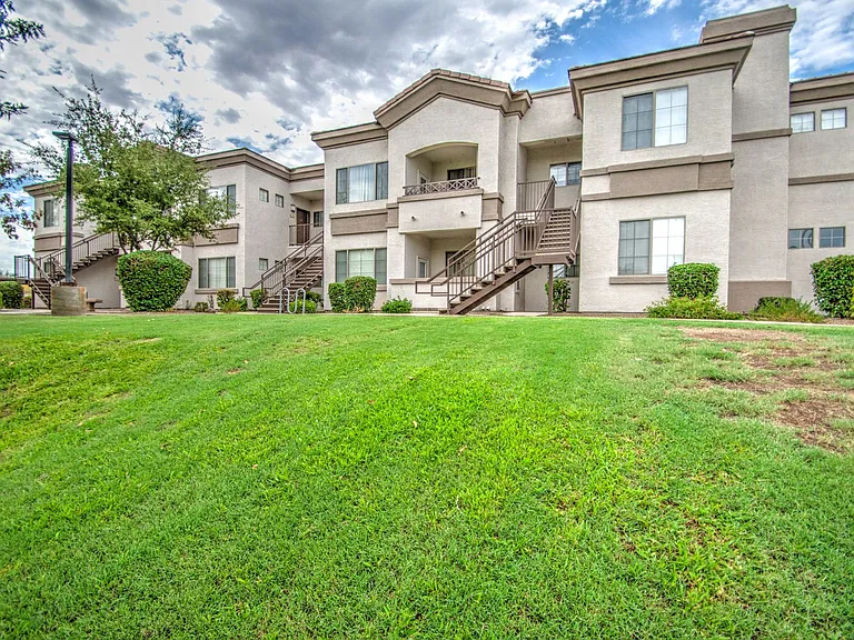 1941 S Pierpont Dr #2137 — Photo 3