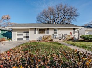 1718 15th St S, Fargo, ND 58103