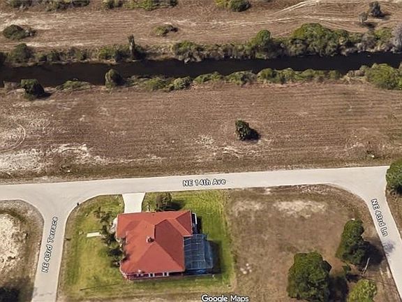 3rd image of 4304 NE 14th Ave