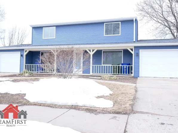 2022 Terry Ln, De Pere, WI 54115