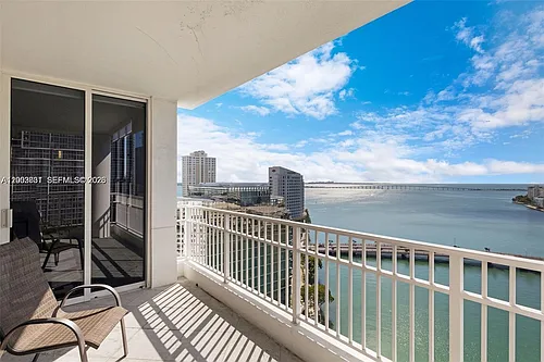701 Brickell Key Blvd #2103 Photo 1