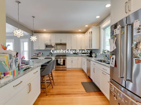39 Windsor Rd, Somerville, MA 02144