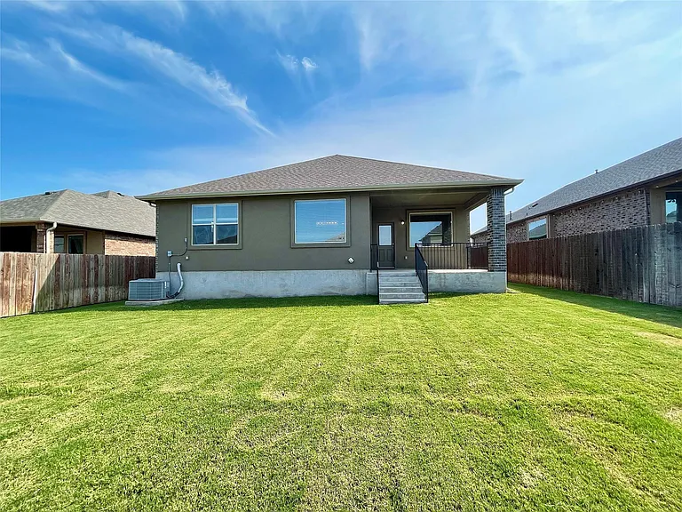16412 Vescovo Ln — Photo 25