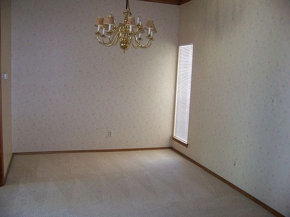2nd image of 2714 Hickory Bend Dr