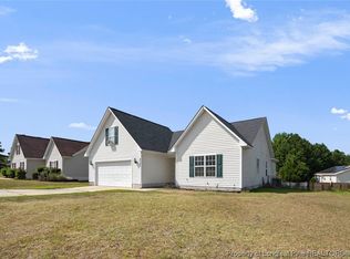 4040 Red Oak Dr, Fayetteville, NC 28306