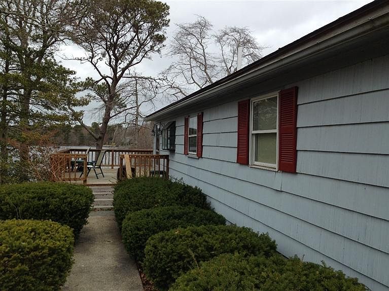 1st image of 68 Cottage Dr