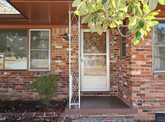4th image of 2766 Belaire Cir