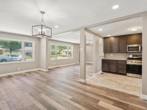 3rd image of 1312 Norchester Dr