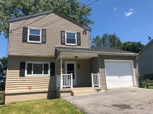 6 Wilson St, Middletown, NY 10940