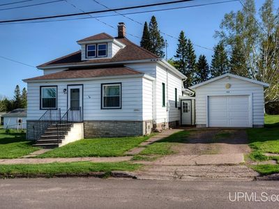 313 W Oak St, Ironwood, MI, 49938