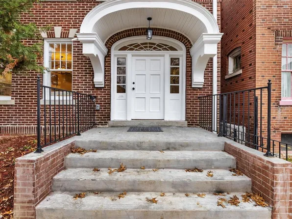 5838 Pershing Ave, Saint Louis, MO 63112