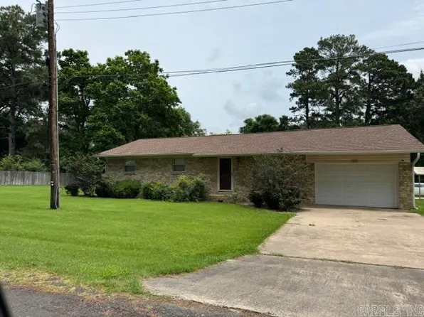 1119 S Adams St, Dewitt, AR 72042