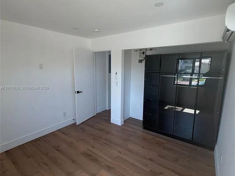 7801 Byron Ave #B — Photo 4