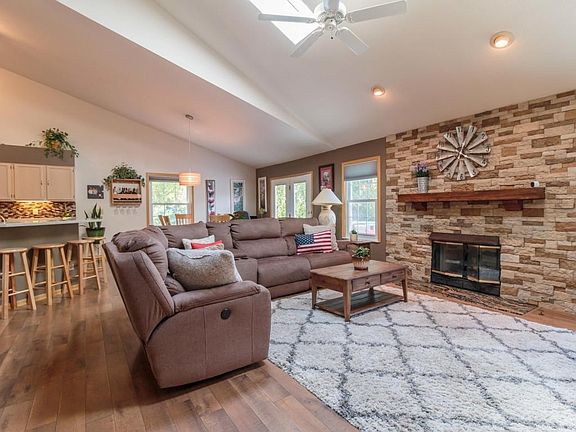 4th image of 12125 Mallard Pond Dr NW