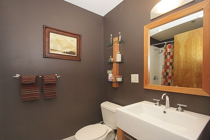 2nd image of 507 Madison Street 3 #3