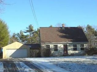 317 Raymond Hill Rd, Raymond, ME 04071